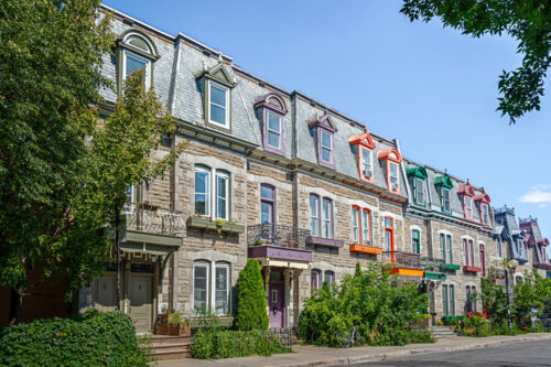 Maisons dans une rue du Plateau Mont Royal à Montréal